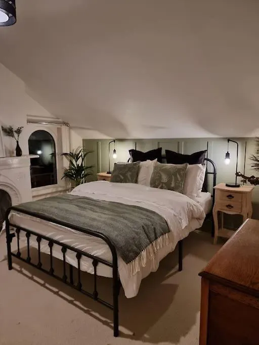 Spacious Victorian Property Μπέλφαστ