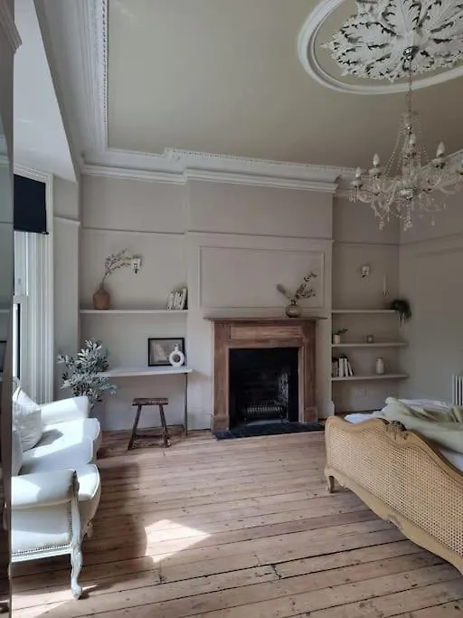 Spacious Victorian Property Belfast Holiday home