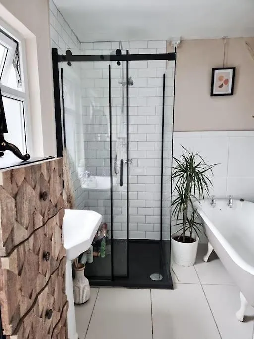 Spacious Victorian Property Belfast Holiday home